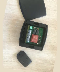 ريسيفر سومفي RTS بمدخل مفتاح لموتور الشيش — Somfy RTS receiver with dry contact 1841102 — مفتوح — البوردة والترمينال مع Keytis 2 RTS — صورة 4