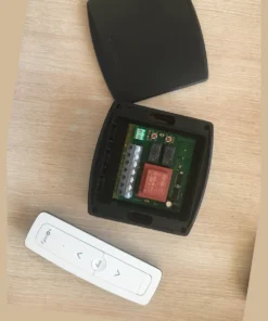 ريسيفر سومفي RTS بمدخل مفتاح لموتور الشيش — Somfy RTS receiver with dry contact 1841102 — مفتوح مع Situo 1 RTS — صورة 5